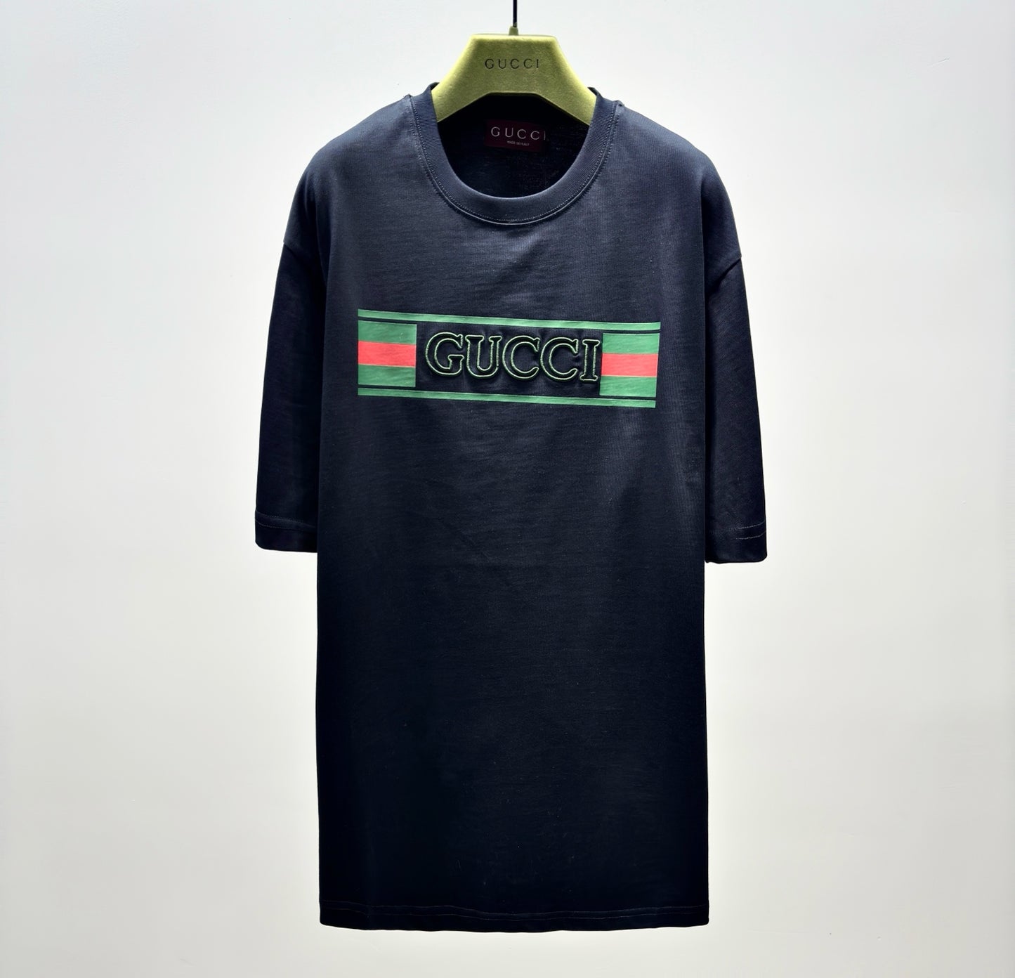 T-shirt is defined by a Web banner print
