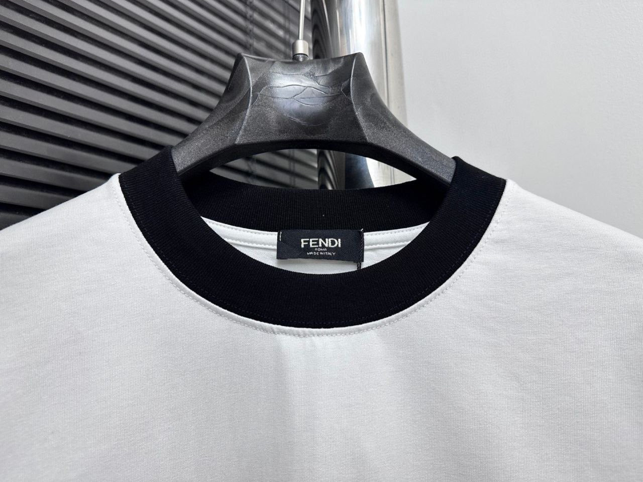 Тениска F