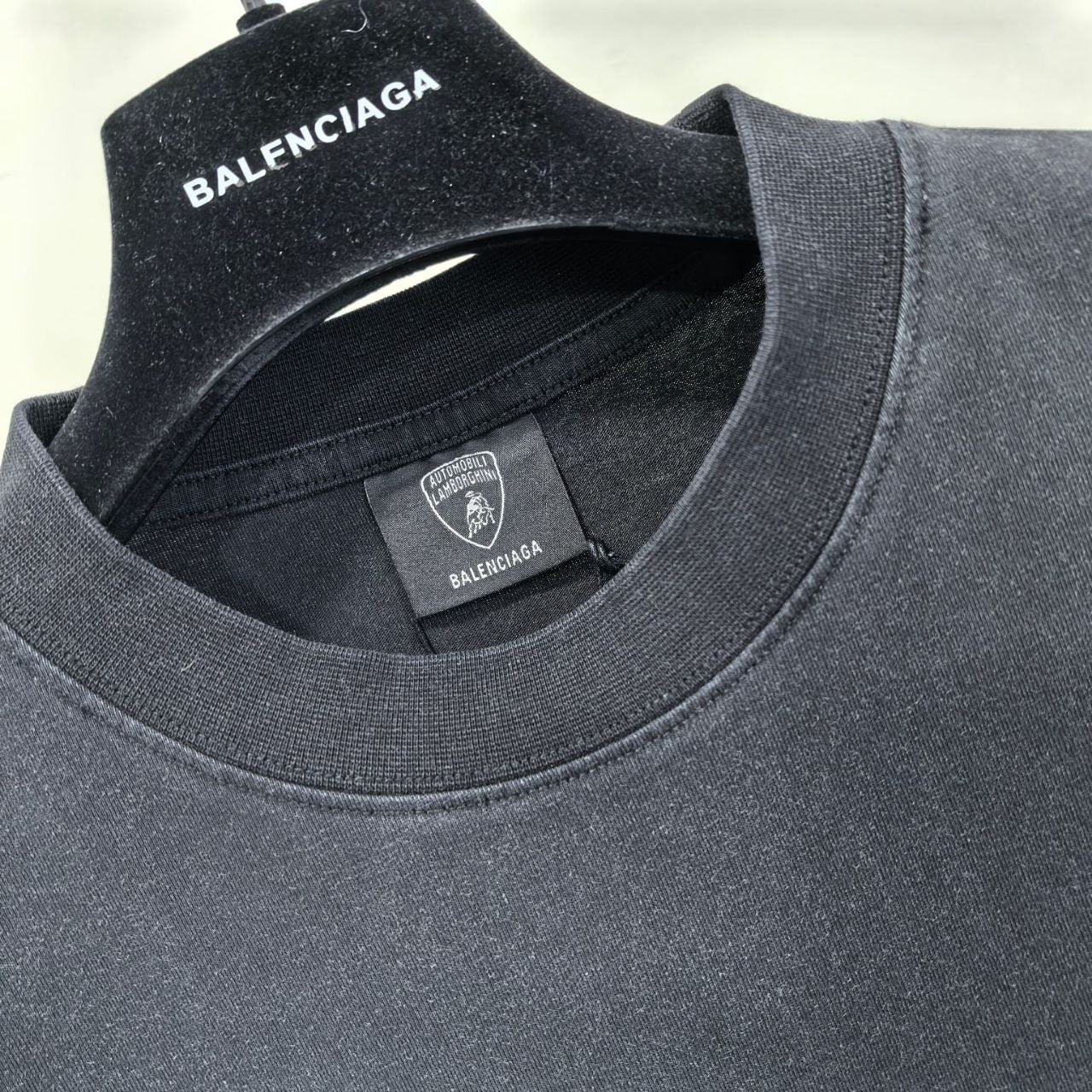 Тениска BALENCIAGA